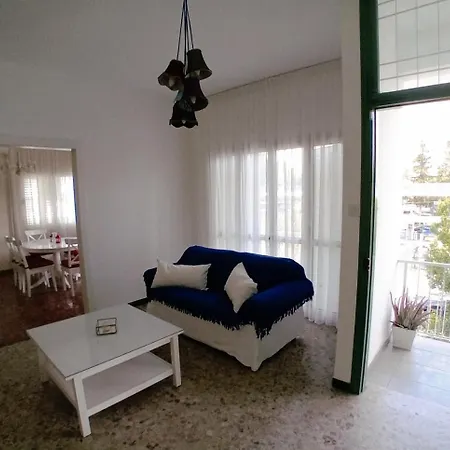 Door 3bdr Flat Centre Nicosia