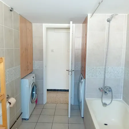 Door 3bdr Flat Centre Apartment Nicosia