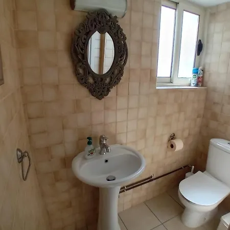 Door 3bdr Flat Centre * Nicosia