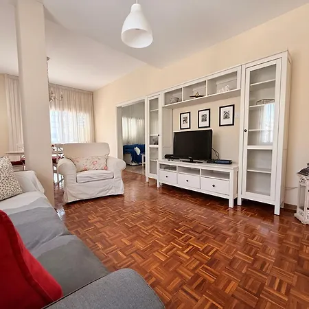 Apartment Door 3bdr Flat Centre *