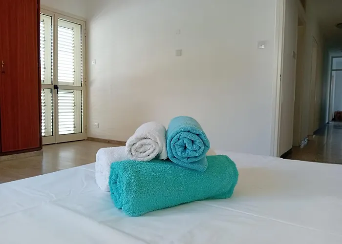 Door 3bdr Flat Centre Апартаменты Никосия